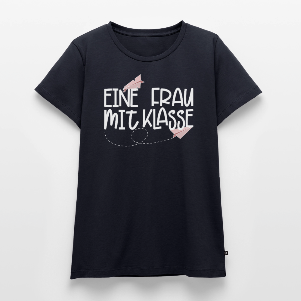 Eine Frau mit Klasse - Frauen Premium T-Shirt - Navy