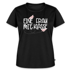 Eine Frau mit Klasse - Frauen Premium T-Shirt - Schwarz