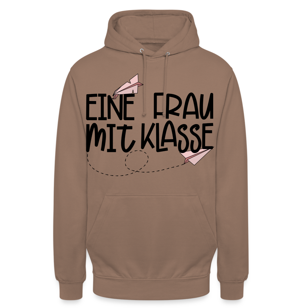 Eine Frau mit Klasse - Hoodie - Mokka