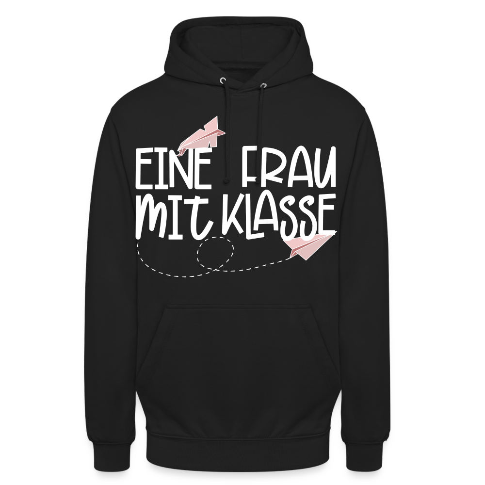 Eine Frau mit Klasse - Hoodie - Schwarz