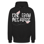 Eine Frau mit Klasse - Hoodie - Schwarz